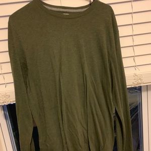 Old Navy long sleeve tee
